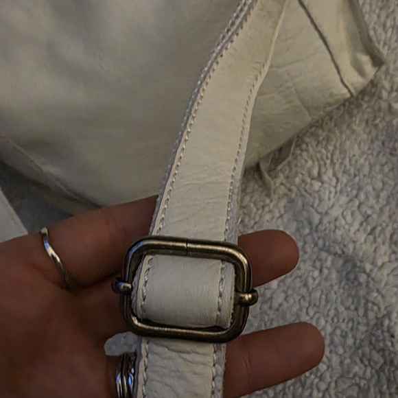 Lucky Brand White Crossbody Bag - Picture 5 of 14